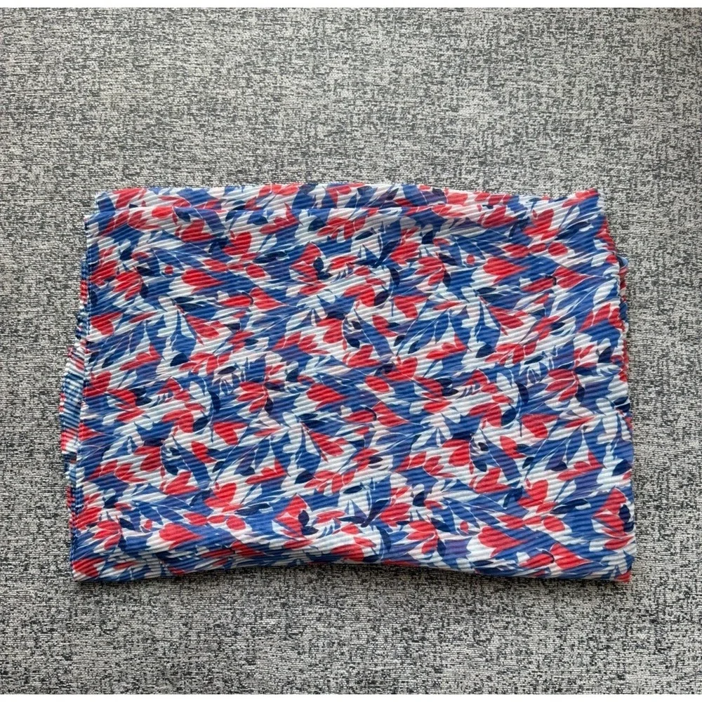 Ralph Lauren Designer Scarf Red Blue Floral Crinkle Hijab 40x60 NWT Lightweight